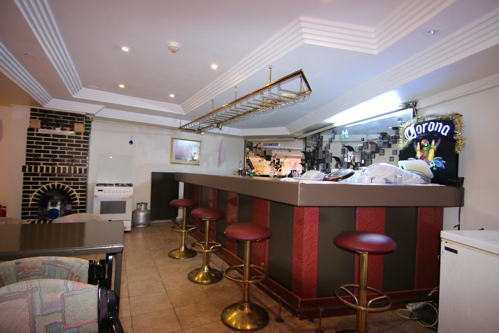 Istanbul Hotel Корлу Екстериор снимка