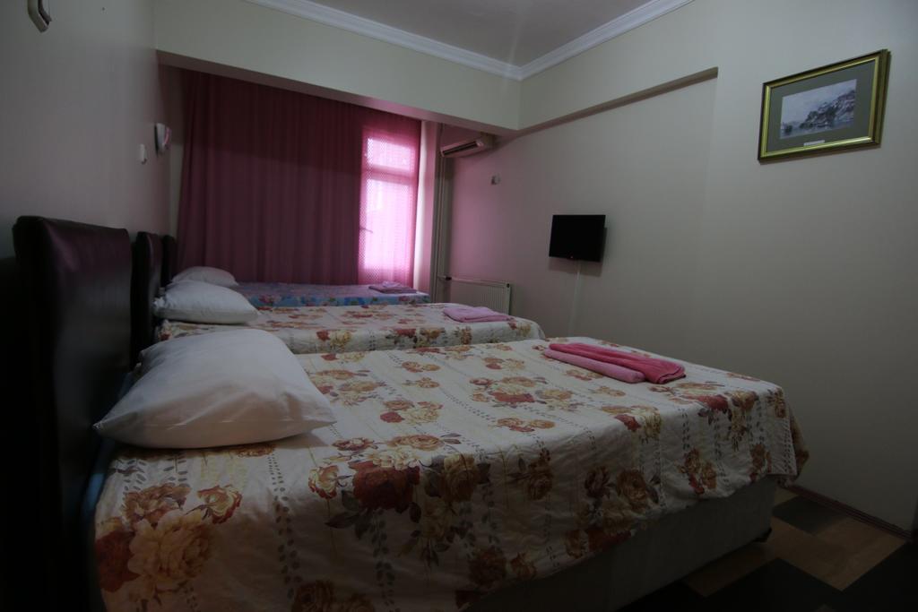 Istanbul Hotel Корлу Стая снимка